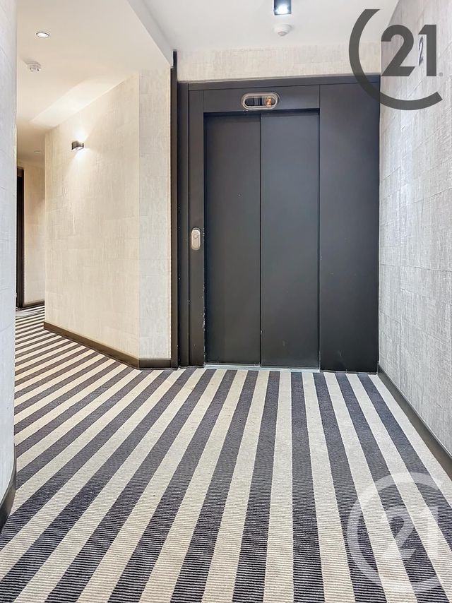 Appartement Duplex à vendre - 4 pièces - 103,34 m2 - Fontainebleau - 77 - ILE-DE-FRANCE