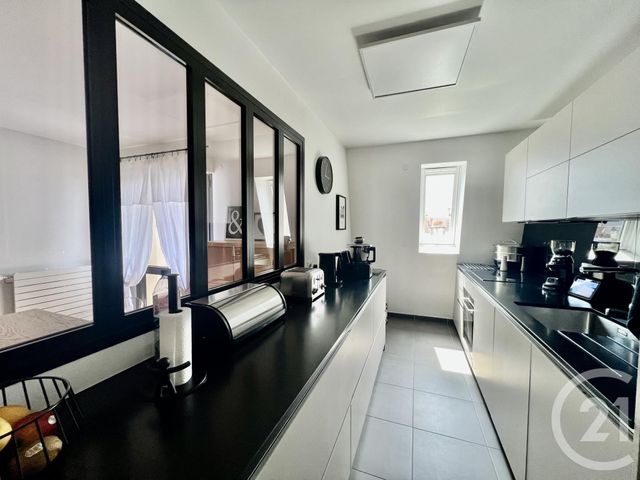 Appartement Duplex à vendre - 4 pièces - 103,34 m2 - Fontainebleau - 77 - ILE-DE-FRANCE