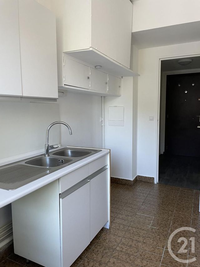 Appartement &agrave; vendre - 2 pi&egrave;ces - 40,35 m2 - Fontainebleau - 77 - ILE-DE-FRANCE