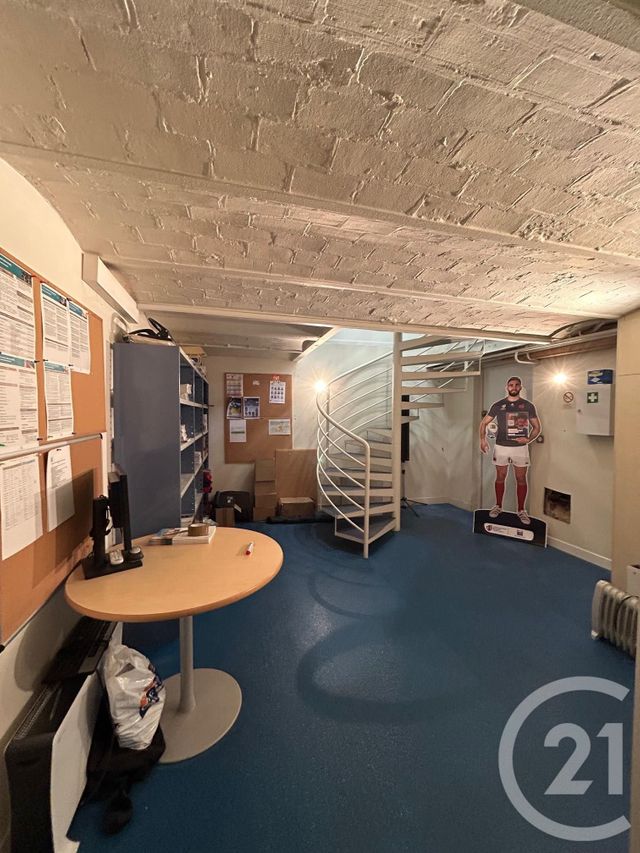 Local commercial à louer - 177.22 m2 - 77 - Seine-et-Marne