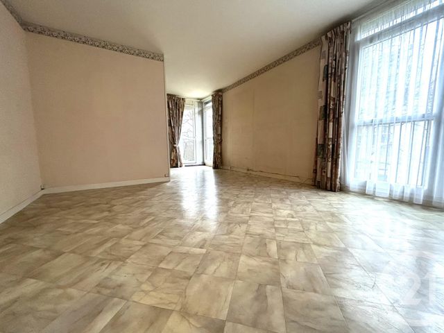 Appartement à vendre - 5 pièces - 87,65 m2 - Avon - 77 - ILE-DE-FRANCE