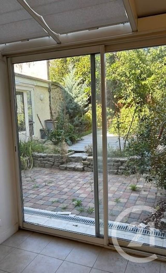 Local commercial à louer - 25.0 m2 - 77 - Seine-et-Marne