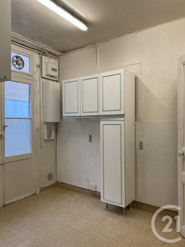 Appartement à louer - 2 pièces - 56,05 m2 - Fontainebleau - 77 - ILE-DE-FRANCE