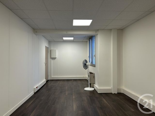 Bureaux à louer - 24.8 m2 - 77 - Seine-et-Marne