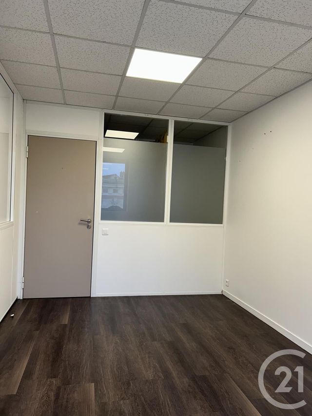 Bureaux à louer - 14.0 m2 - 77 - Seine-et-Marne