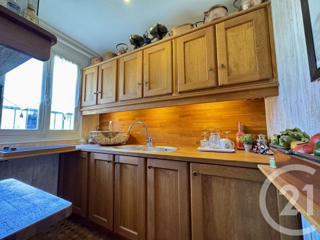 Appartement Studio &agrave; vendre - 1 pi&egrave;ce - 20,55 m2 - Fontainebleau - 77 - ILE-DE-FRANCE