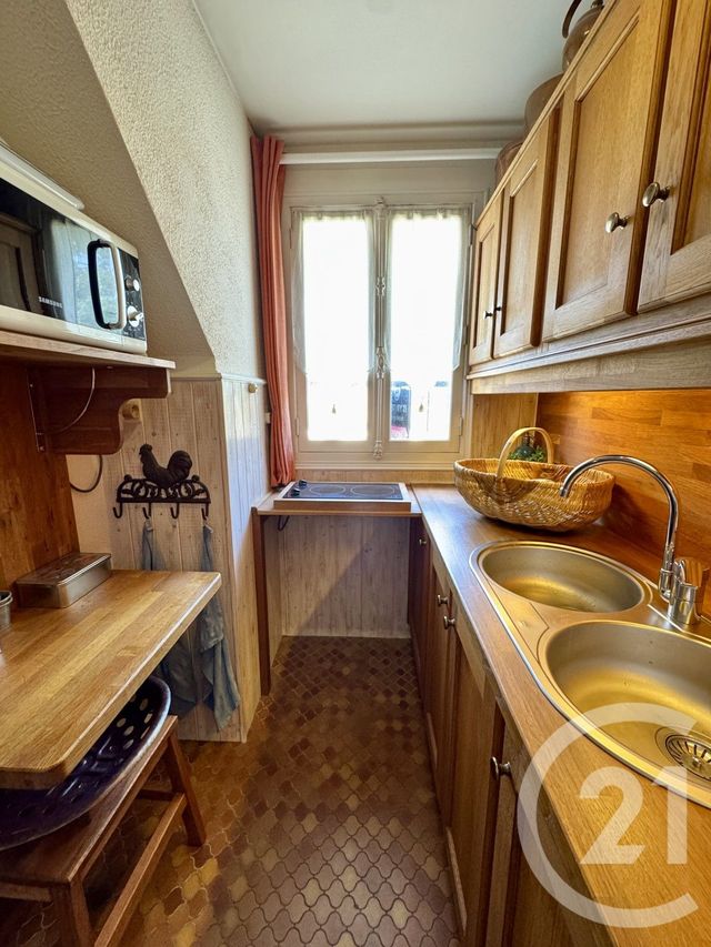 Appartement Studio &agrave; vendre - 1 pi&egrave;ce - 20,55 m2 - Fontainebleau - 77 - ILE-DE-FRANCE