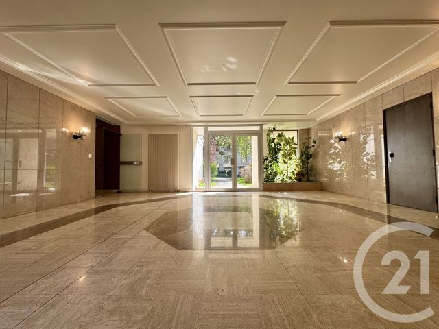 Appartement Studio &agrave; vendre - 1 pi&egrave;ce - 20,55 m2 - Fontainebleau - 77 - ILE-DE-FRANCE