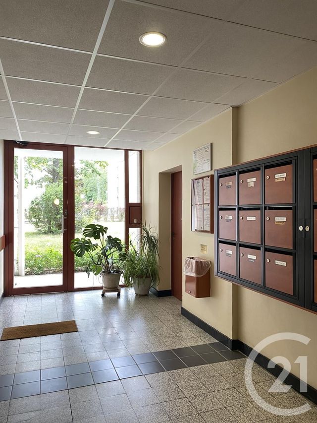 Appartement à louer - 3 pièces - 60,19 m2 - Avon - 77 - ILE-DE-FRANCE