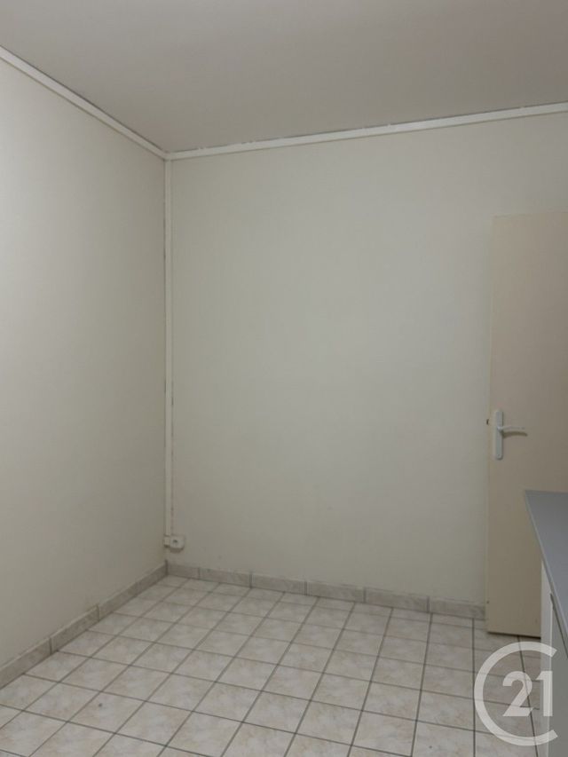 Appartement à louer - 3 pièces - 60,19 m2 - Avon - 77 - ILE-DE-FRANCE