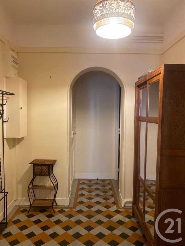 Appartement à louer - 3 pièces - 51,86 m2 - Fontainebleau - 77 - ILE-DE-FRANCE