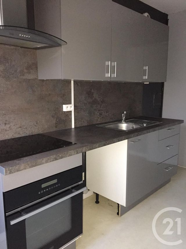 Appartement à louer - 3 pièces - 65,36 m2 - Avon - 77 - ILE-DE-FRANCE