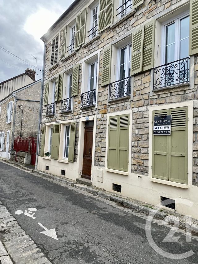 Appartement &agrave; louer - 2 pi&egrave;ces - 32,67 m2 - Fontainebleau - 77 - ILE-DE-FRANCE