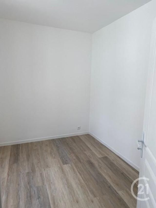 Appartement Studio &agrave; louer - 1 pi&egrave;ce - 23,67 m2 - Melun - 77 - ILE-DE-FRANCE