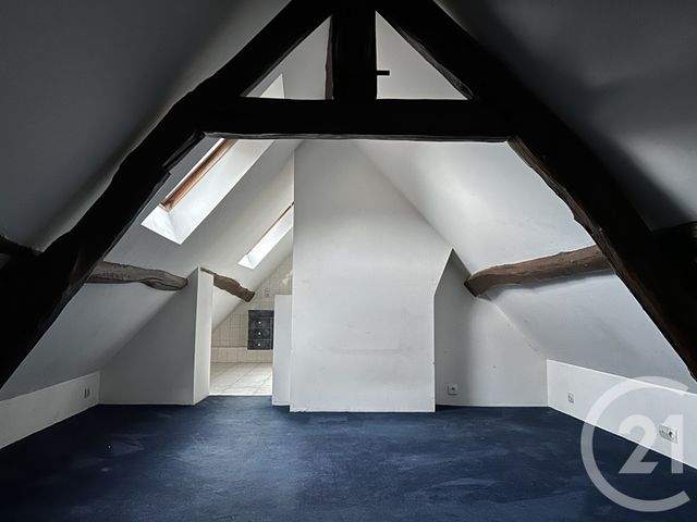 Maison &agrave; louer - 3 pi&egrave;ces - 80,93 m2 - Dormelles - 77 - ILE-DE-FRANCE