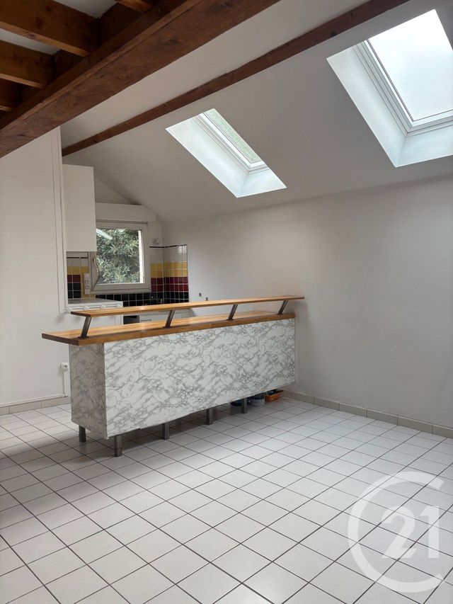 Appartement à louer - 2 pièces - 46,22 m2 - Samois Sur Seine - 77 - ILE-DE-FRANCE