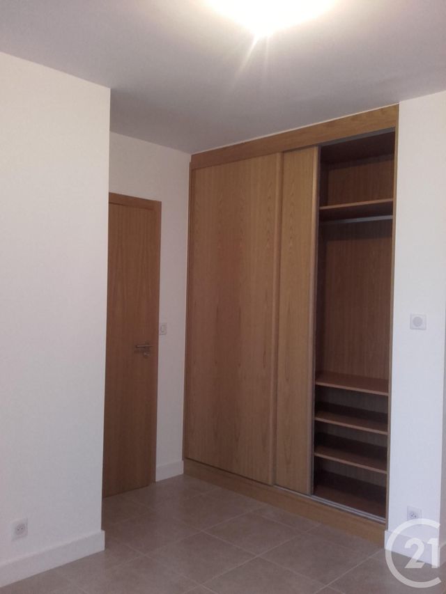 Appartement Studio à louer - 1 pièce - 29,67 m2 - Fontainebleau - 77 - ILE-DE-FRANCE