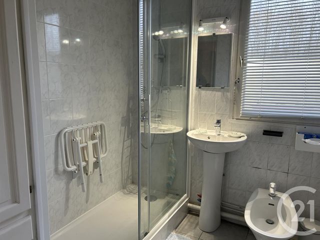 Appartement à vendre - 3 pièces - 71 m2 - Avon - 77 - ILE-DE-FRANCE