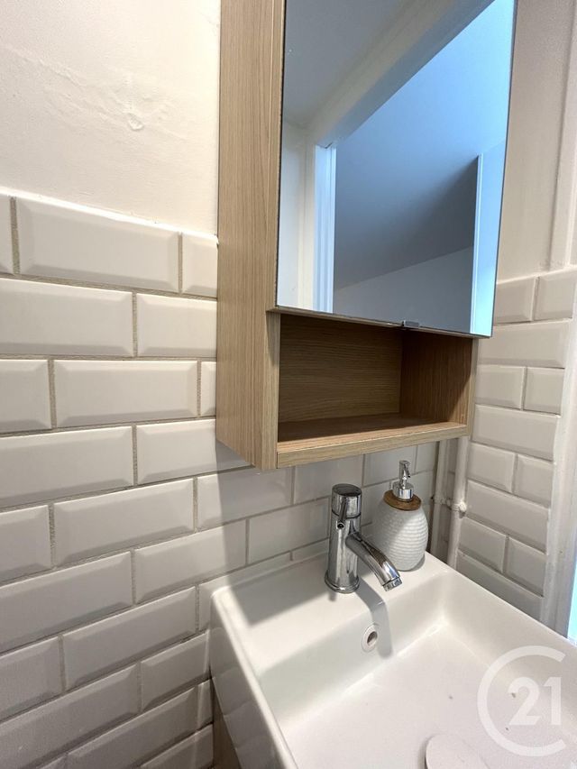 Appartement Studio &agrave; vendre - 1 pi&egrave;ce - 29,44 m2 - 77 - ILE-DE-FRANCE