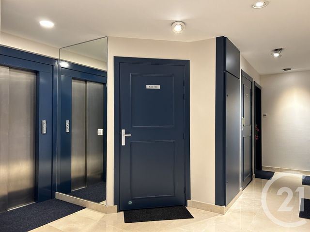 Appartement Studio &agrave; louer - 1 pi&egrave;ce - 27,65 m2 - Avon - 77 - ILE-DE-FRANCE