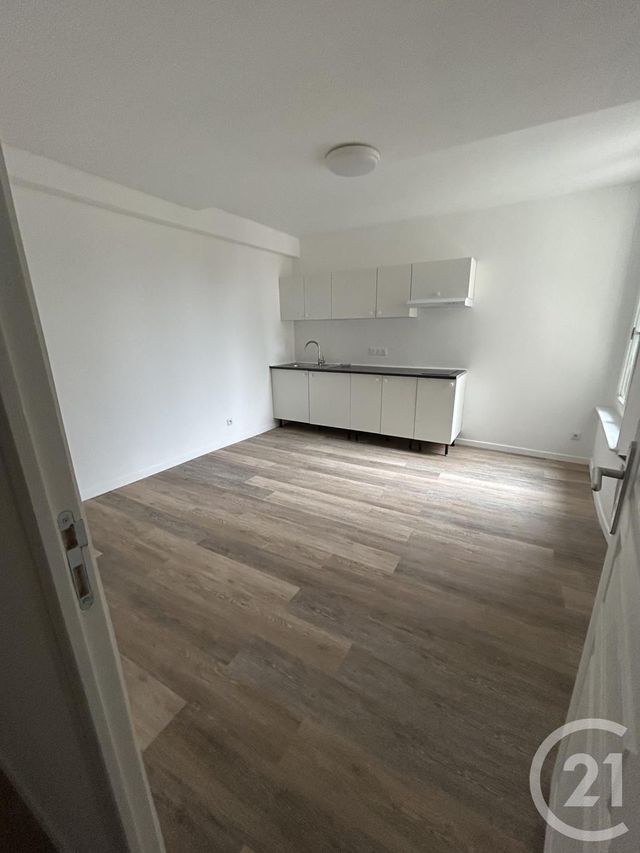 Appartement &agrave; louer - 3 pi&egrave;ces - 65,54 m2 - Melun - 77 - ILE-DE-FRANCE
