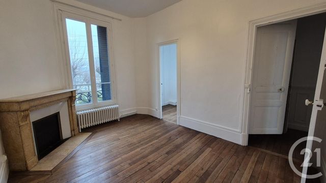 Maison &agrave; louer - 9 pi&egrave;ces - 163,70 m2 - Fontainebleau - 77 - ILE-DE-FRANCE