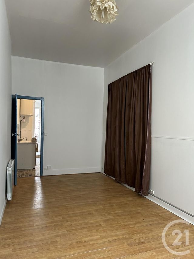 Appartement Studio &agrave; louer - 1 pi&egrave;ce - 28,36 m2 - Fontainebleau - 77 - ILE-DE-FRANCE