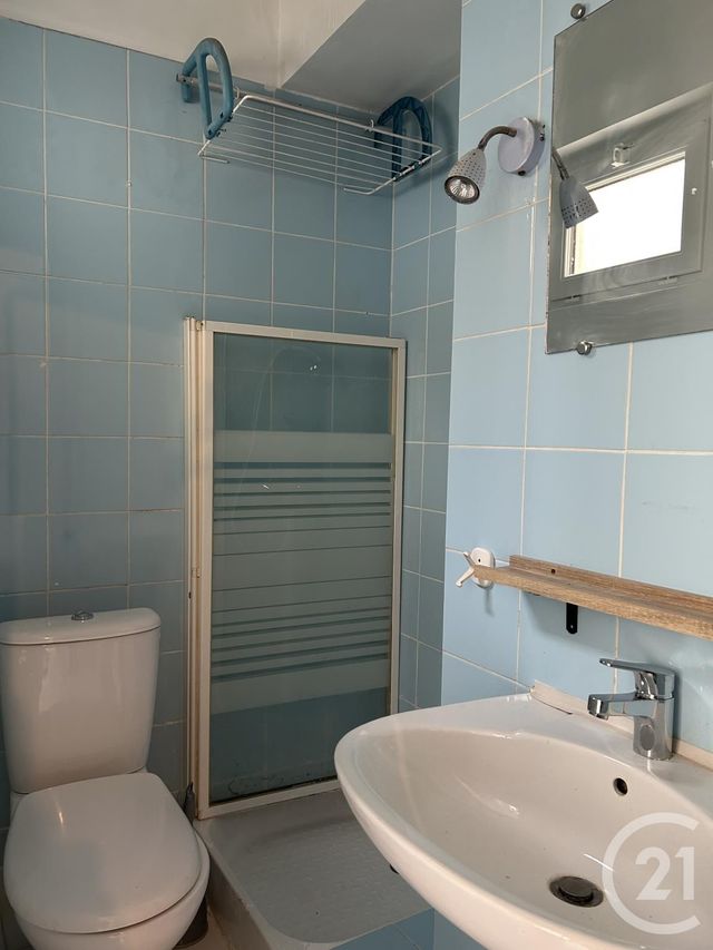 Appartement Studio &agrave; louer - 1 pi&egrave;ce - 28,36 m2 - Fontainebleau - 77 - ILE-DE-FRANCE