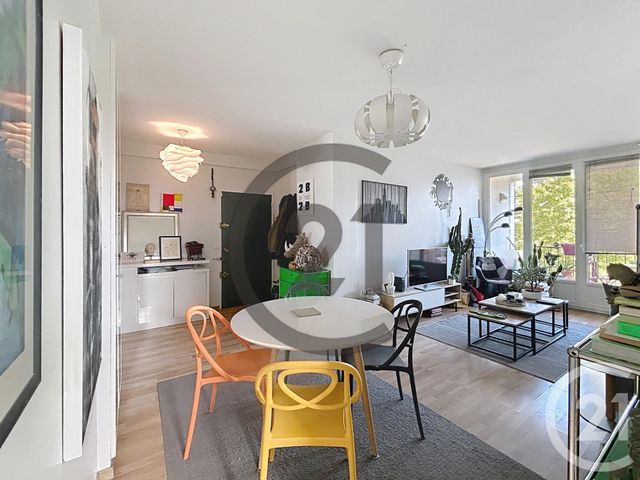 Appartement &agrave; vendre - 4 pi&egrave;ces - 76,97 m2 - Fontainebleau - 77 - ILE-DE-FRANCE
