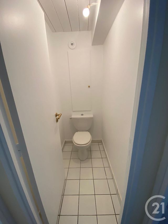 Appartement &agrave; louer - 4 pi&egrave;ces - 66,95 m2 - Fontainebleau - 77 - ILE-DE-FRANCE