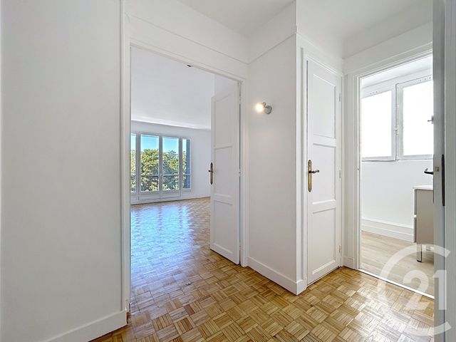 Appartement 3 pièces &agrave; louer - 3 pi&egrave;ces - 67,63 m2 - Fontainebleau - 77 - ILE-DE-FRANCE