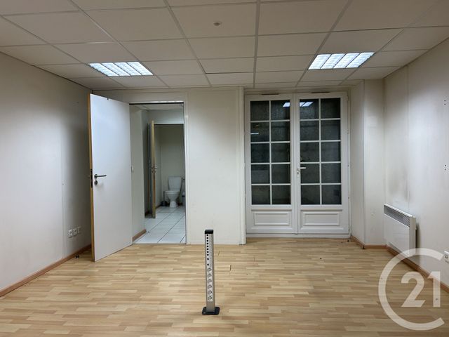 Local commercial à louer - 39.73 m2 - 77 - Seine-et-Marne