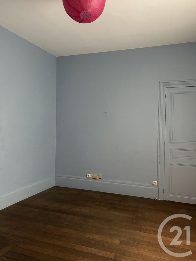 Local commercial à louer - 35.0 m2 - 77 - Seine-et-Marne