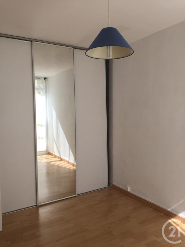 Appartement &agrave; louer - 3 pi&egrave;ces - 60,02 m2 - Avon - 77 - ILE-DE-FRANCE