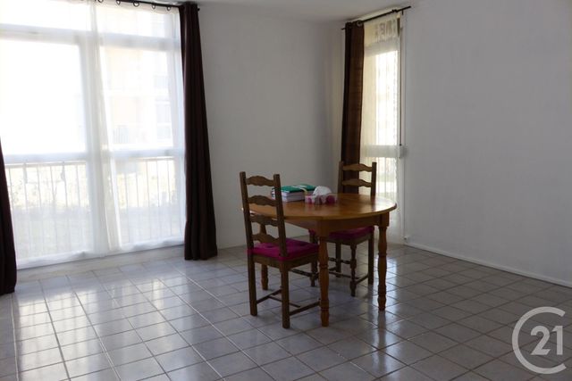 Appartement &agrave; louer - 3 pi&egrave;ces - 60,02 m2 - Avon - 77 - ILE-DE-FRANCE