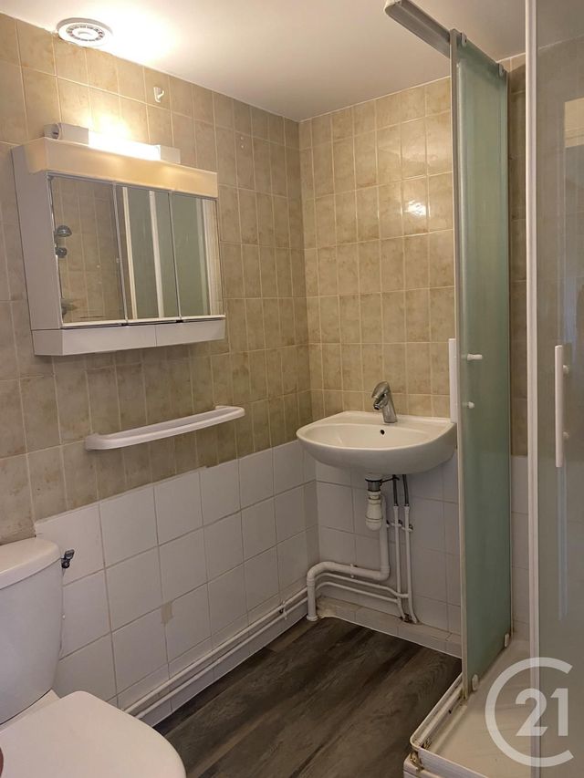 Appartement Studio &agrave; louer - 1 pi&egrave;ce - 19,35 m2 - Fontainebleau - 77 - ILE-DE-FRANCE