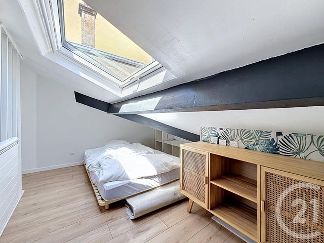Appartement 2 pièces &agrave; vendre - 2 pi&egrave;ces - 17,02 m2 - Fontainebleau - 77 - ILE-DE-FRANCE