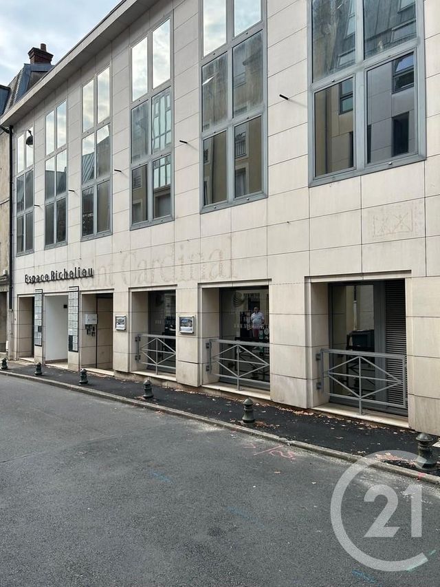 Bureaux à louer - 51.0 m2 - 77 - Seine-et-Marne