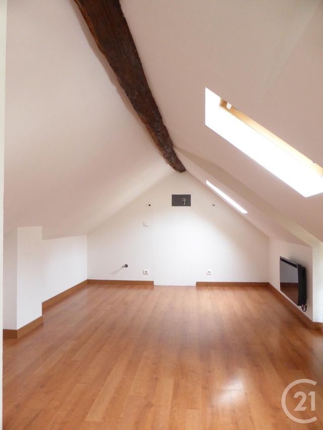 Appartement &agrave; louer - 2 pi&egrave;ces - 42,88 m2 - Fontainebleau - 77 - ILE-DE-FRANCE