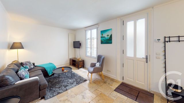 Maison &agrave; louer - 3 pi&egrave;ces - 68,41 m2 - Fontainebleau - 77 - ILE-DE-FRANCE