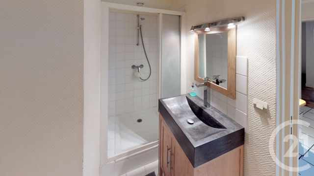 Appartement F2 &agrave; louer - 2 pi&egrave;ces - 51,17 m2 - Fontainebleau - 77 - ILE-DE-FRANCE