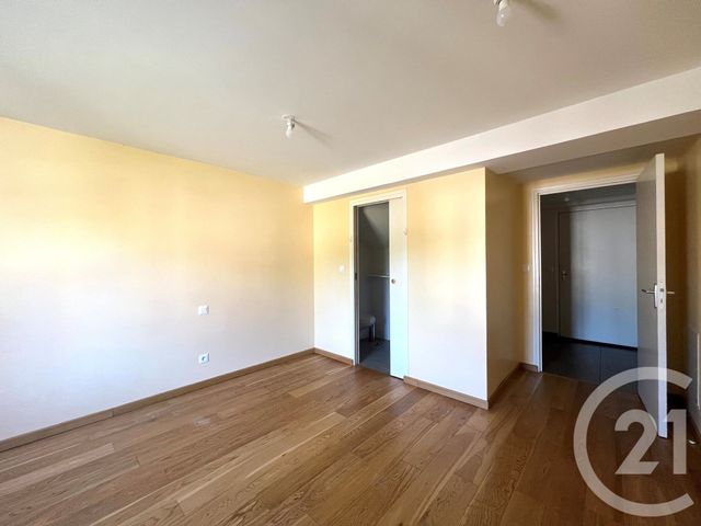 Appartement F4 &agrave; louer - 4 pi&egrave;ces - 91,71 m2 - Montigny Sur Loing - 77 - ILE-DE-FRANCE