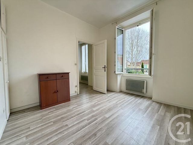 Prix immobilier FONTAINEBLEAU - Photo d’un appartement vendu
