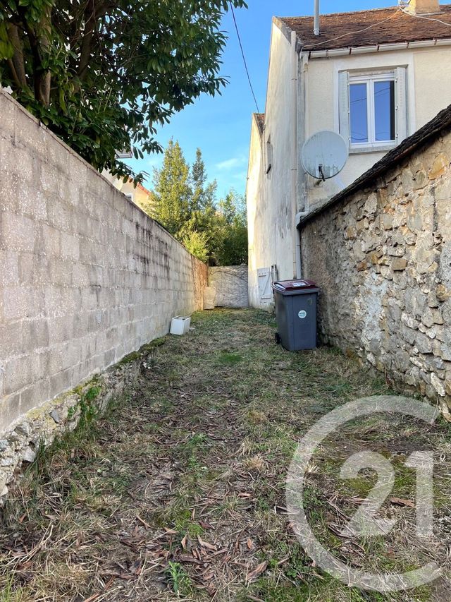 Appartement F2 &agrave; louer - 2 pi&egrave;ces - 56,64 m2 - Fontainebleau - 77 - ILE-DE-FRANCE