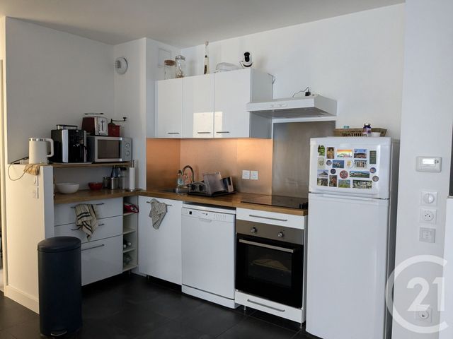 Appartement &agrave; louer - 3 pi&egrave;ces - 56,46 m2 - Bois Le Roi - 77 - ILE-DE-FRANCE