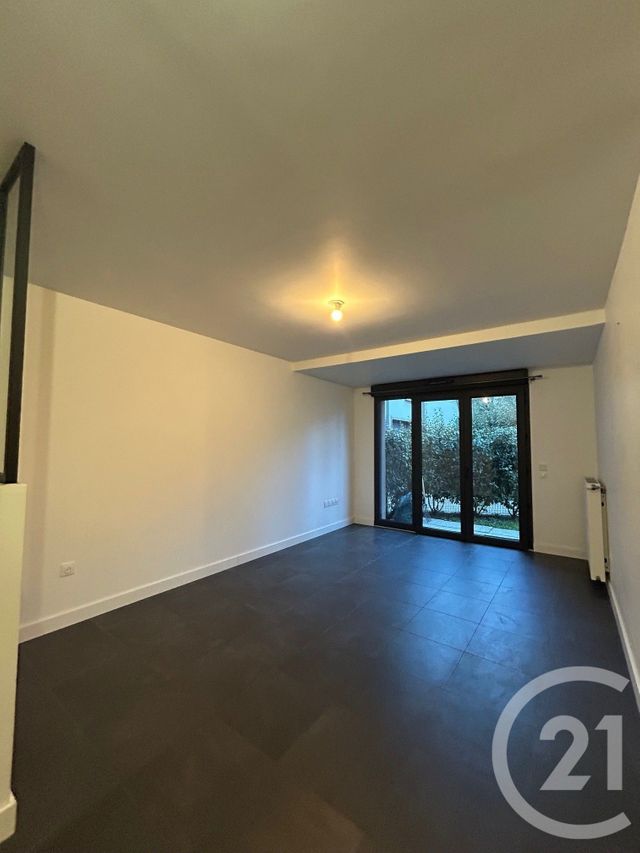 Appartement &agrave; louer - 3 pi&egrave;ces - 56,46 m2 - Bois Le Roi - 77 - ILE-DE-FRANCE