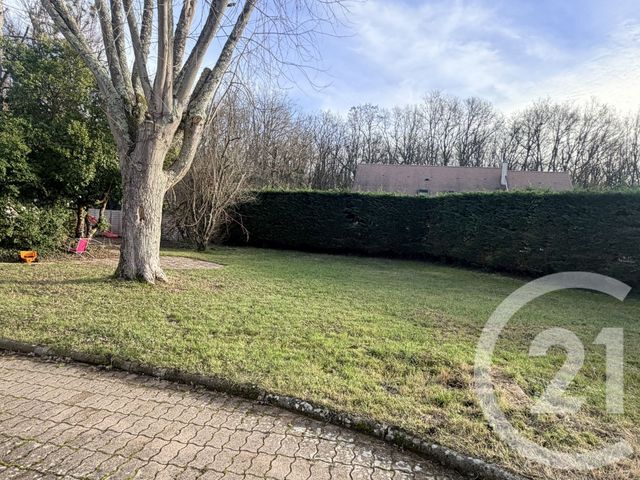 Maison &agrave; louer - 8 pi&egrave;ces - 235,79 m2 - Livry Sur Seine - 77 - ILE-DE-FRANCE