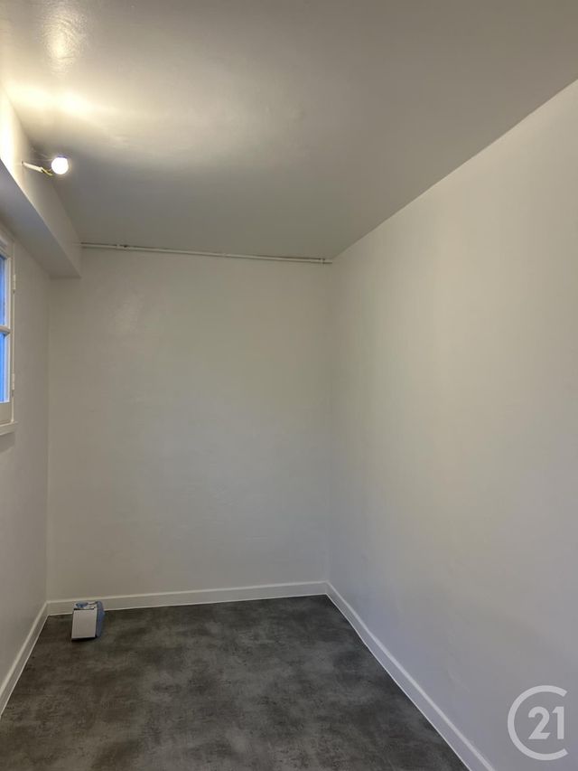 Appartement &agrave; louer - 2 pi&egrave;ces - 48,85 m2 - Avon - 77 - ILE-DE-FRANCE