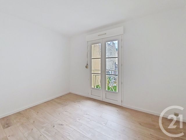 Appartement 3 pièces &agrave; louer - 3 pi&egrave;ces - 67,66 m2 - Fontainebleau - 77 - ILE-DE-FRANCE