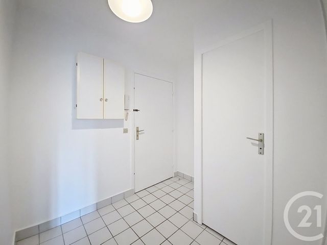 Appartement 3 pièces &agrave; louer - 3 pi&egrave;ces - 67,66 m2 - Fontainebleau - 77 - ILE-DE-FRANCE